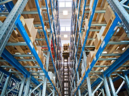 Beispiel Logistikbeleuchtung LED Leuchten von AWSystems Krefeld